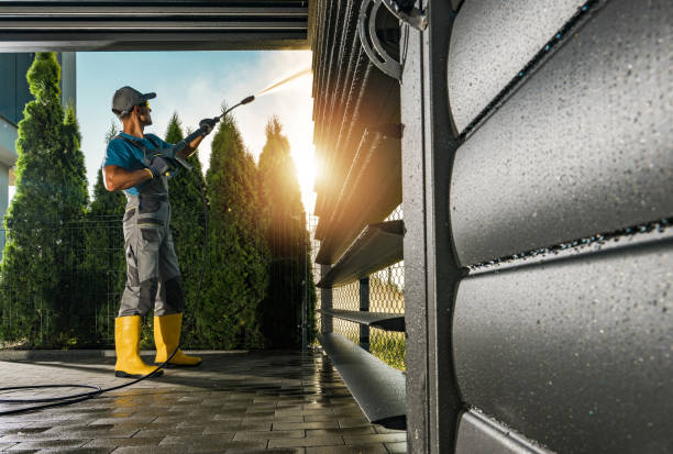 Best Animal Enclosure Cleaning  in Seymour, IN